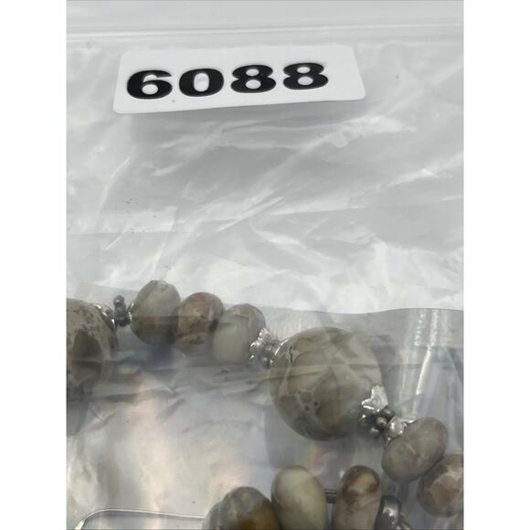 Beaded Stone Necklace & Earrings Set Natural Beige Sterling Silver Posts 18" - Picture 11 of 11